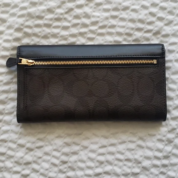 Coach Wallet - Picture 2 of 13